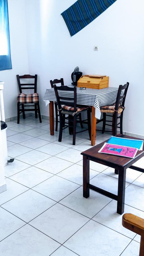 Haris Studios Palaiochora Bagian luar foto